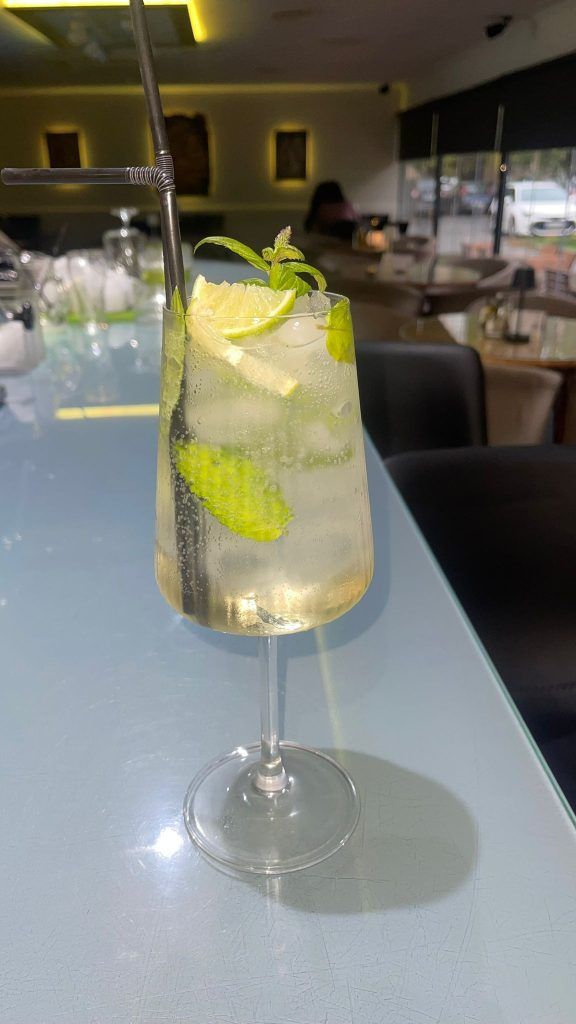 Cocktail la barul Faraon